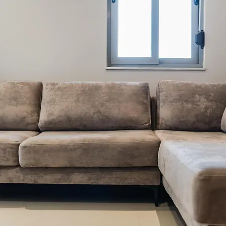 Summer D&a Apartment