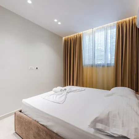 Summer D&a Apartment *