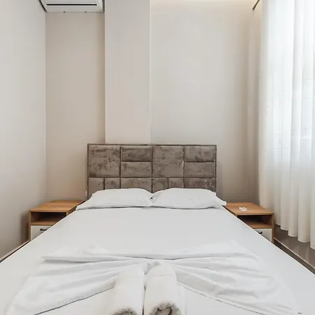 Summer D&a Apartment