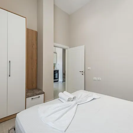 Apartment Summer D&a *